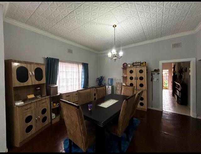 4 BEDROOM HOUSE FOR SALE IN BRENTHURST